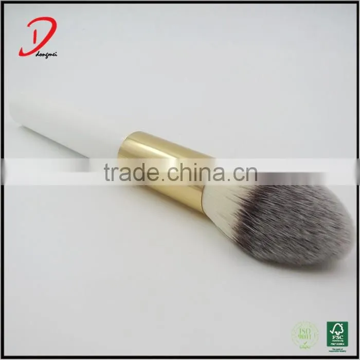Best price foundation and concealer brush