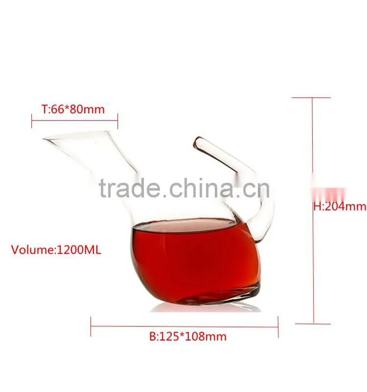 Red glass wine portable wine decanter