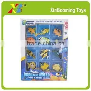 Plstic toy birds