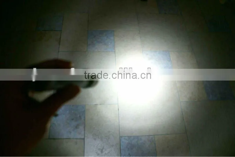 clean energy power rechargeable solar flashlight