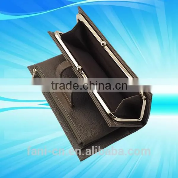 Gorgeous style with metal clip and snap design clutch leather purse for women/ladies/girls