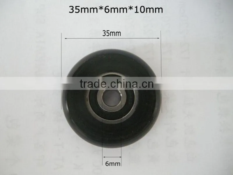 POM sliding seat rolls for racing boat