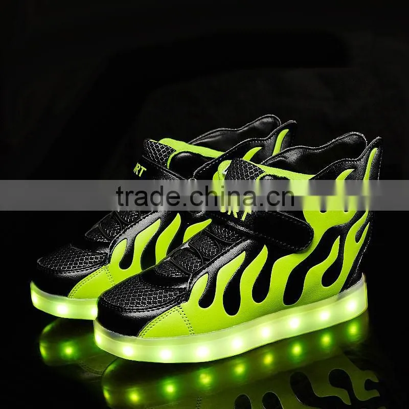 led shoes Charming Flat Lace Up Comfortable kids Led Shoes With PU Wings