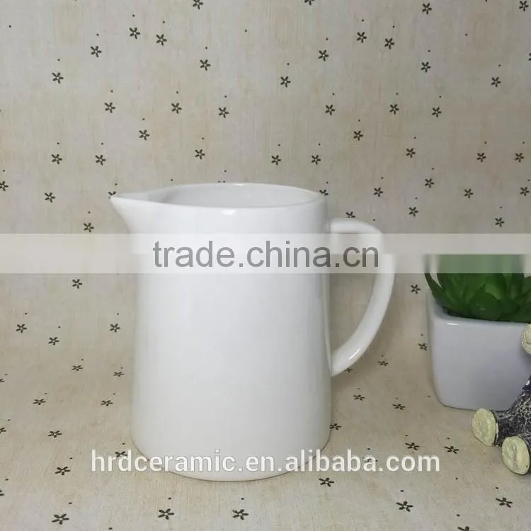 Stocked Hot selling ceramic pot/milk pot/sugar pot