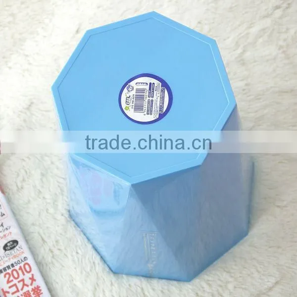 indoor plastic trash can