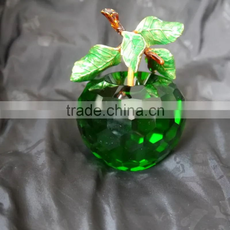 New Design Crystal Apple With Metal Leaf for Wedding Souvenir or Gift