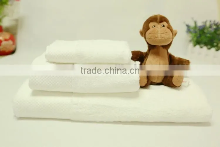 100% cotton latest towel designs solid color bath towel