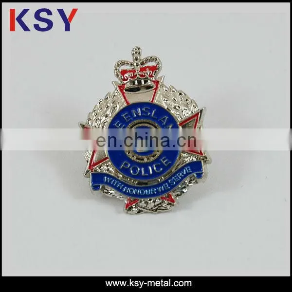 Factory price souvenir metal badges in shenzhen