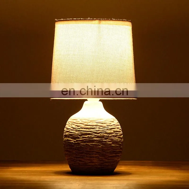 Ancient ceramic table lights and European style table lamp