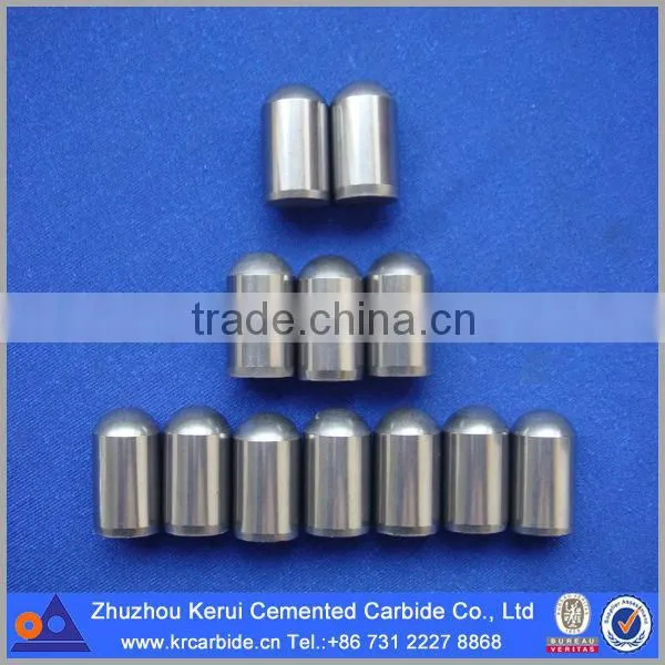 Cemented carbide insert mounted on snow blades for snow removal
