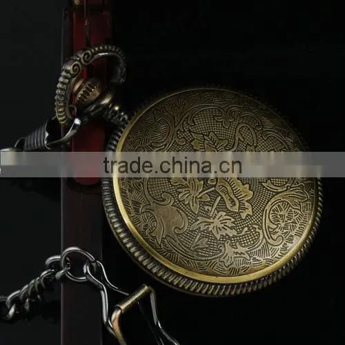Unisex Green Gem Hollow Case White Dial Pocket Watch WP087
