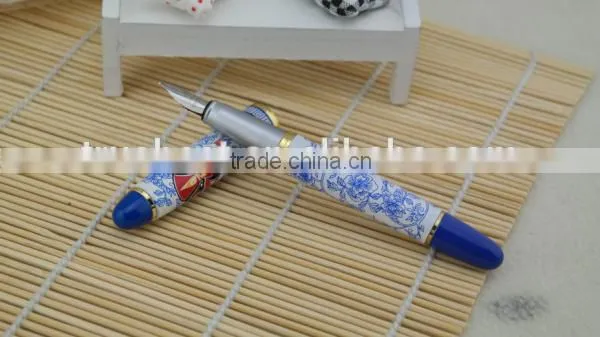blue and white porcelain pen