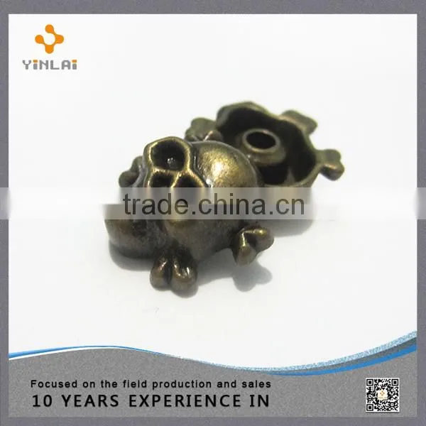 New products clothing skull rivets