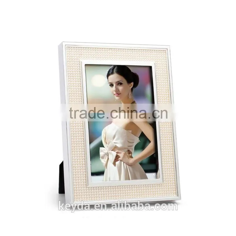 Beautiful Bride Pearl Picture Photo Frame for Weddings Gifts