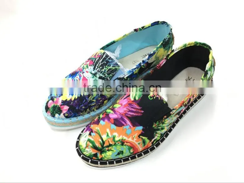 young fashion unisex casual shoes, beautiful and cool casual shoes