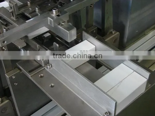 Small multi-function box packaging machine low prices