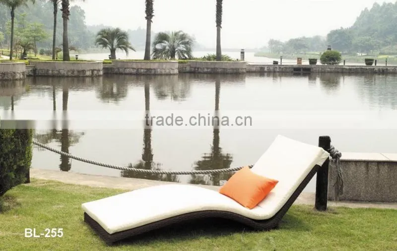 Antique Outdoor Daybed