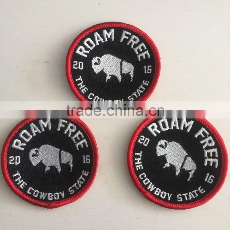 2017 custom wholesale durable high quality embroidery patch badges