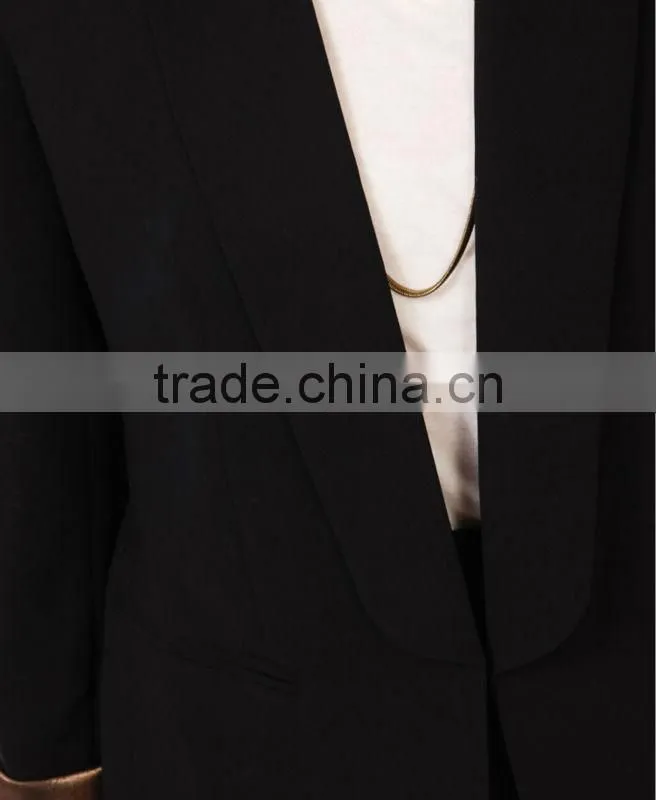 Lustrous Cuff Blazer