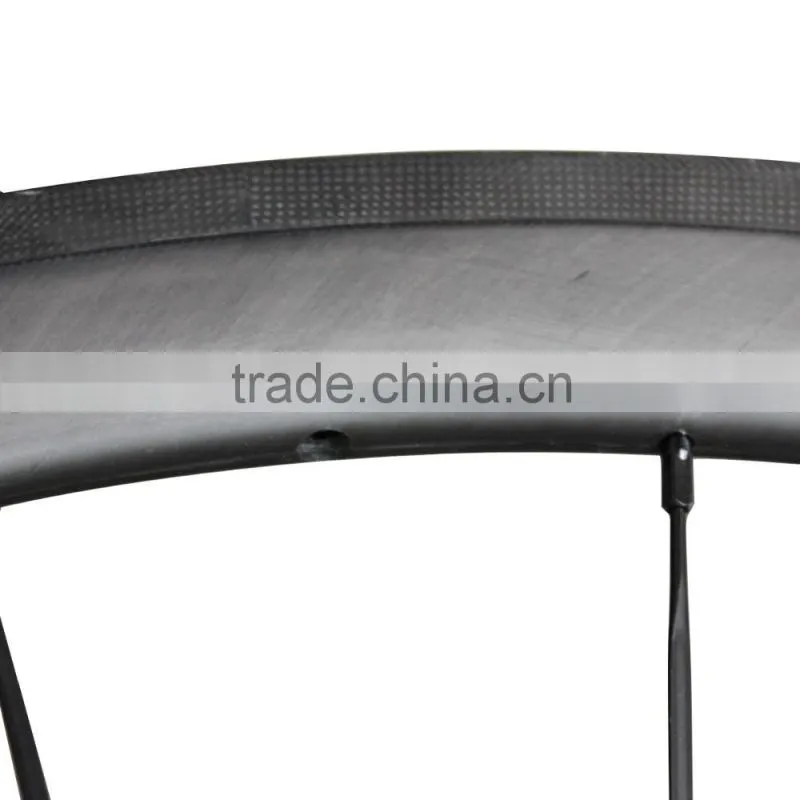 Super light Chinese road wheels 38C carbon road bicycle wheels with carbon hub R36