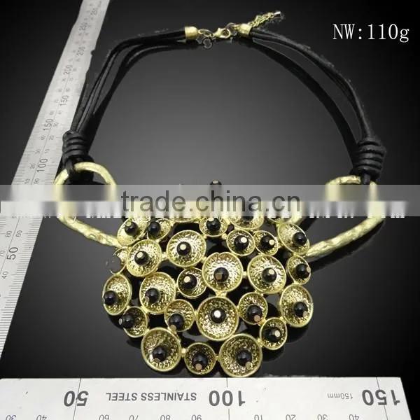 dubai gold jewelry zinc alloy necklace with artificial flower