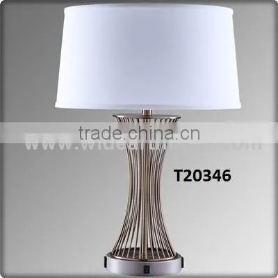 UL Listed Modern Bedroom Bedside Glass Shade Adjustable Desk Lamp With On Off Switch Power Outlet Hotel Desk Lamps Light T50070