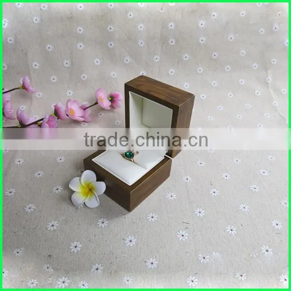 2015 Creative Luxury Watch Box with Custom Logo Printing