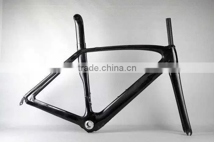 Full carbon fiber 700C Road bike frame+seat post+clamp+headset+fork