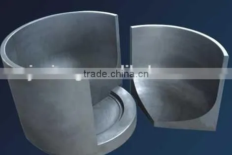 High density graphite crucible for smelting cast iron