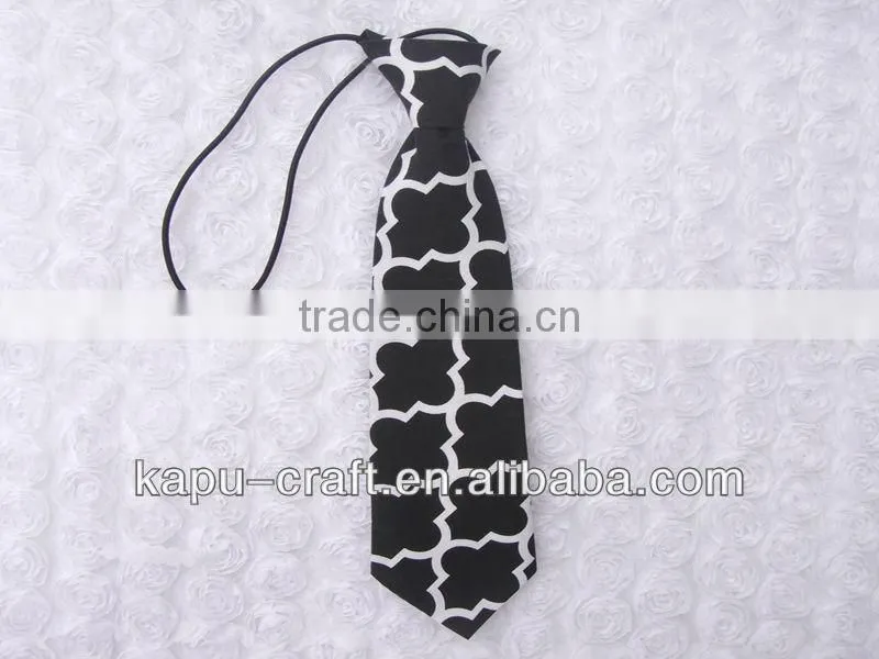Hot pink quatrefoil cute baby tie pattern