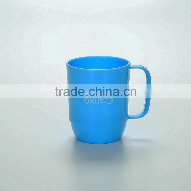 Reusable Cartoon Plastic Cups with handle --Blue