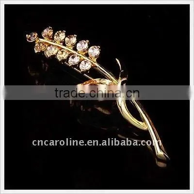 2012 New Design Vintage Diamond Alloy Brooch