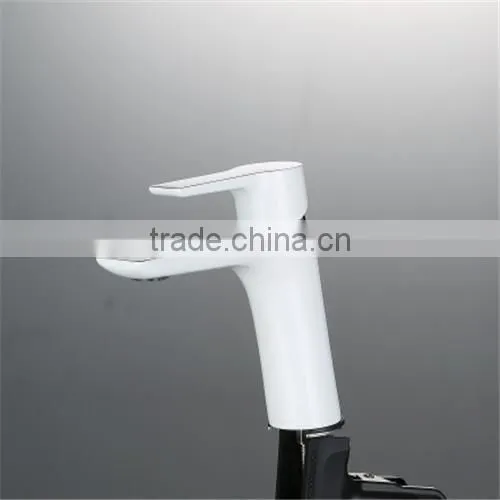 China Basin Mixer Single Lever Brass Faucet