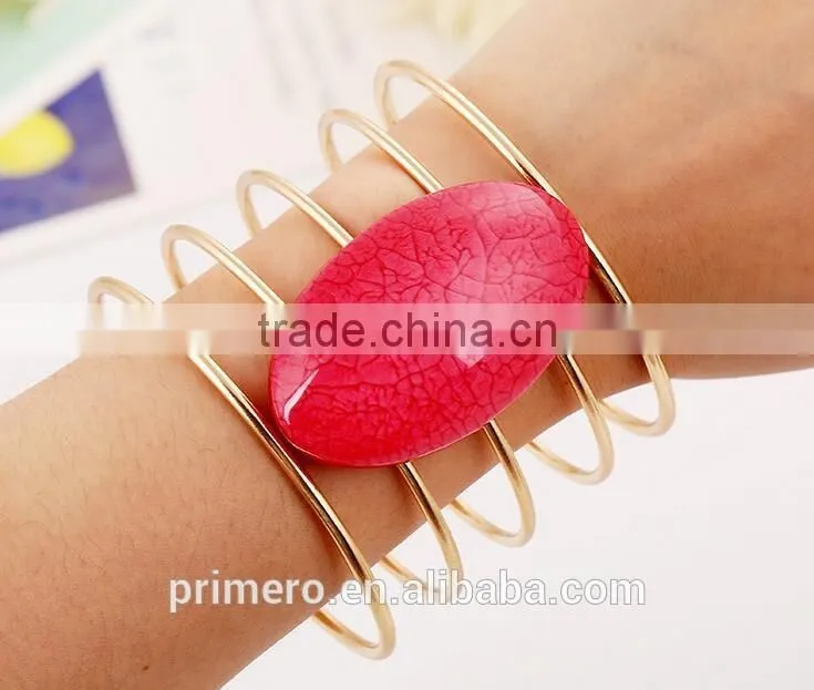 Fashion Unique Exaggerated Natural Stones Plated Gold Hollow Bracelet Bangles Jewelry