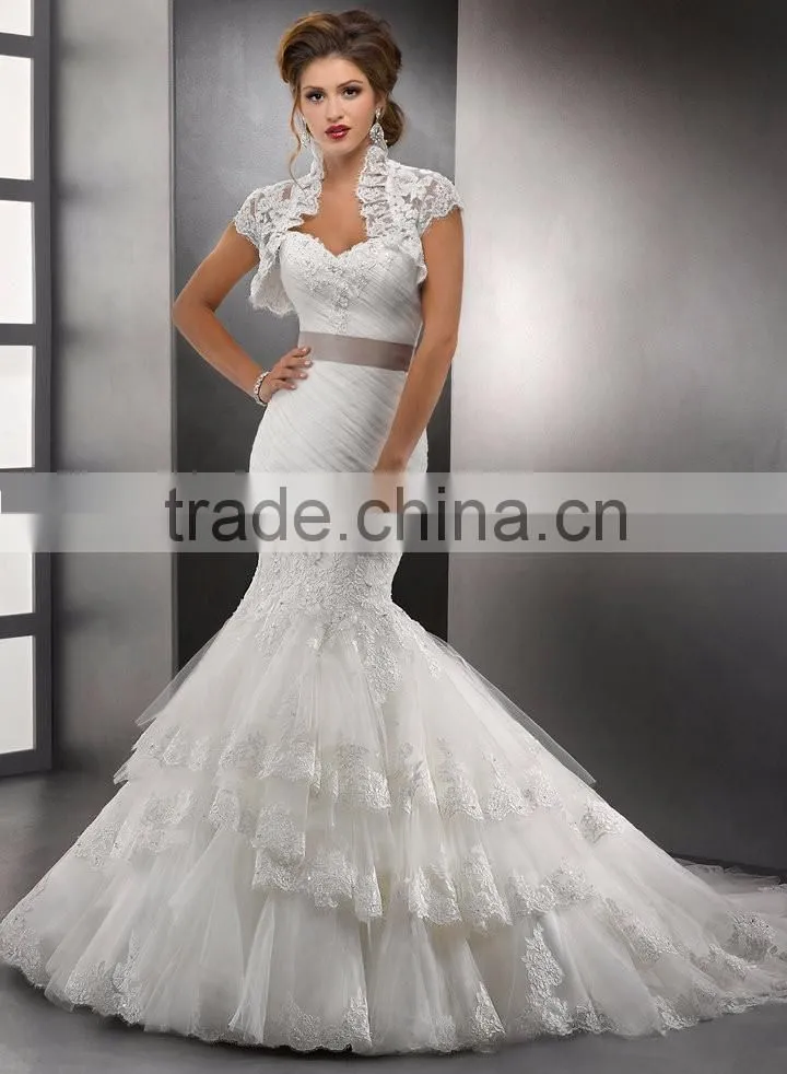 White beautiful Wedding Dress