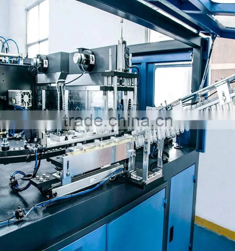 Automatic High Quality PET stretch blow molding machine / fully automatic blow molding machine for bottle max:6L