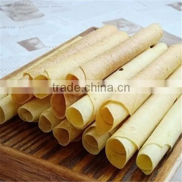 2014 hot sale and high efficiency Crispy biscuit roll making machine