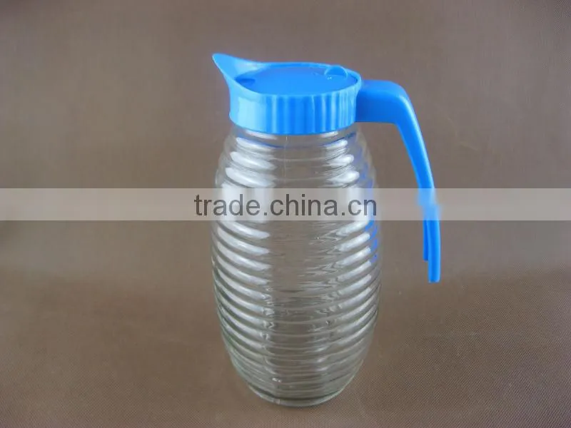 with Plastic Lid and Handle 1.5L Glass Water Jug
