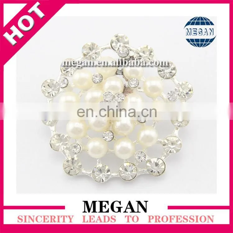 Popular Chinese knot wedding rhinestone pearl buttons in flower shape