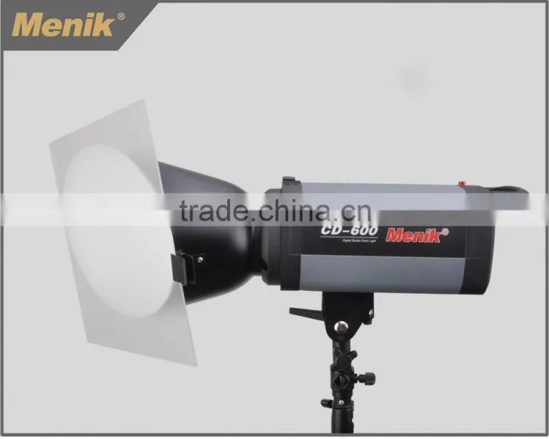 M-10 Oblique reflector shade bowens