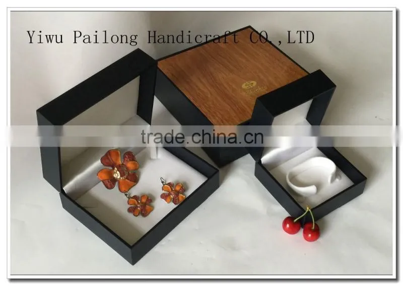 Custom-made jewlery packaging box plastic packagibf box