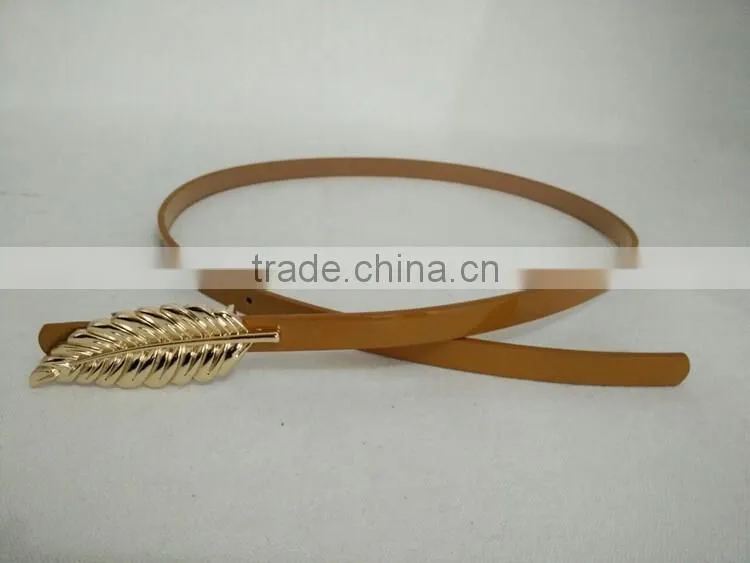 Wholesale leaf pattern alloy buckle sex women lady thin PU waist belt