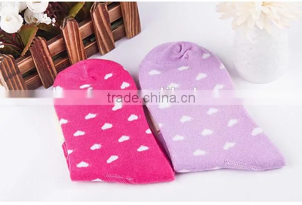 high quality love heart design soft cotton women socks
