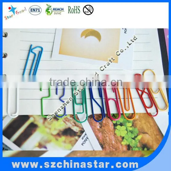Fancy shapes PET coated paper clip in plastic box