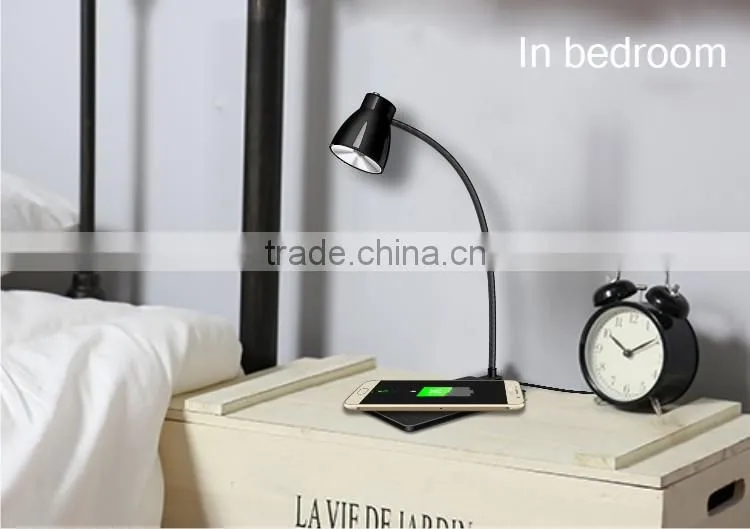 Bedside lamp wireless charger led lamp for smart phone