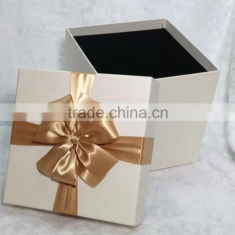 Hot sale square large gift box custom elegant lover wedding gift paper box