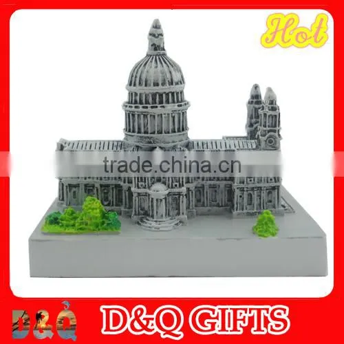 Brighton royal pavilion polyresin figures