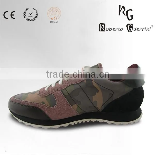 Sport Sneaker with Camouflage Pattern Rubber Outsole Men Shoes