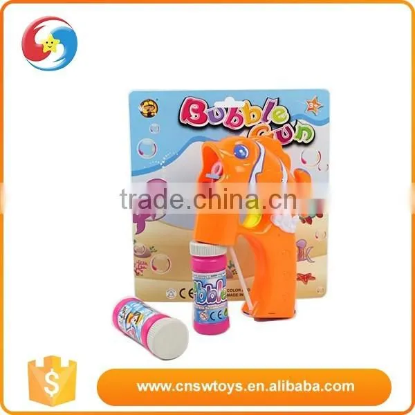 2015 New style kids cheap funny soap plastic fish bubble toy with light