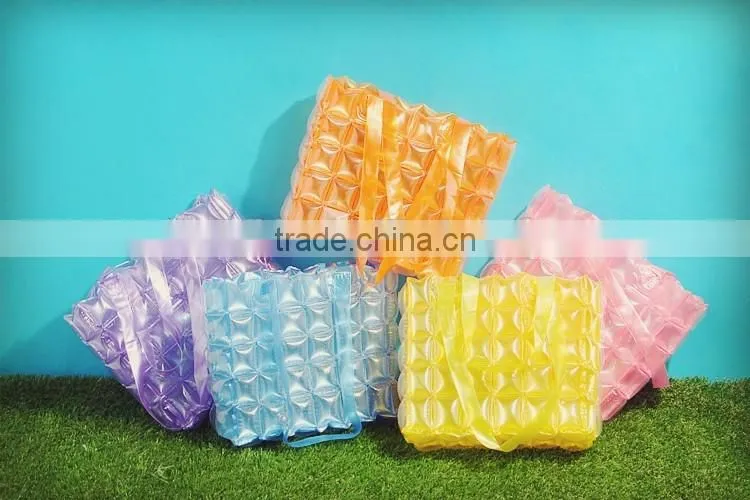 fashion inflatable beach bag, waterproof trendy handbag promotional beach bags